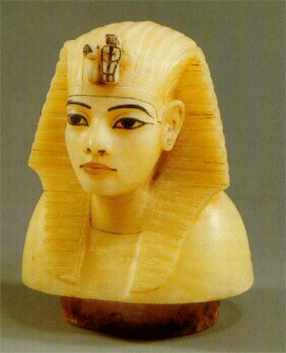 канопа из гробницы фараона Тутанхамона. Алебастр.